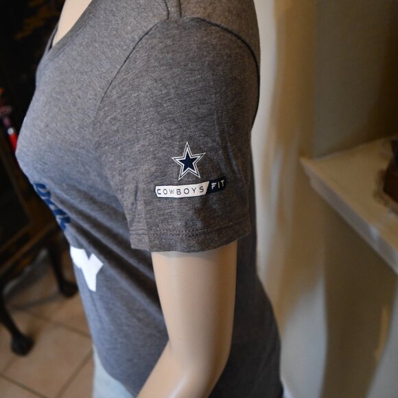 Dallas Cowboys Cowboy FIT NFL V Neck Women's Gray Heather Gameday Ready TEE NWT - Picture 4 of 5